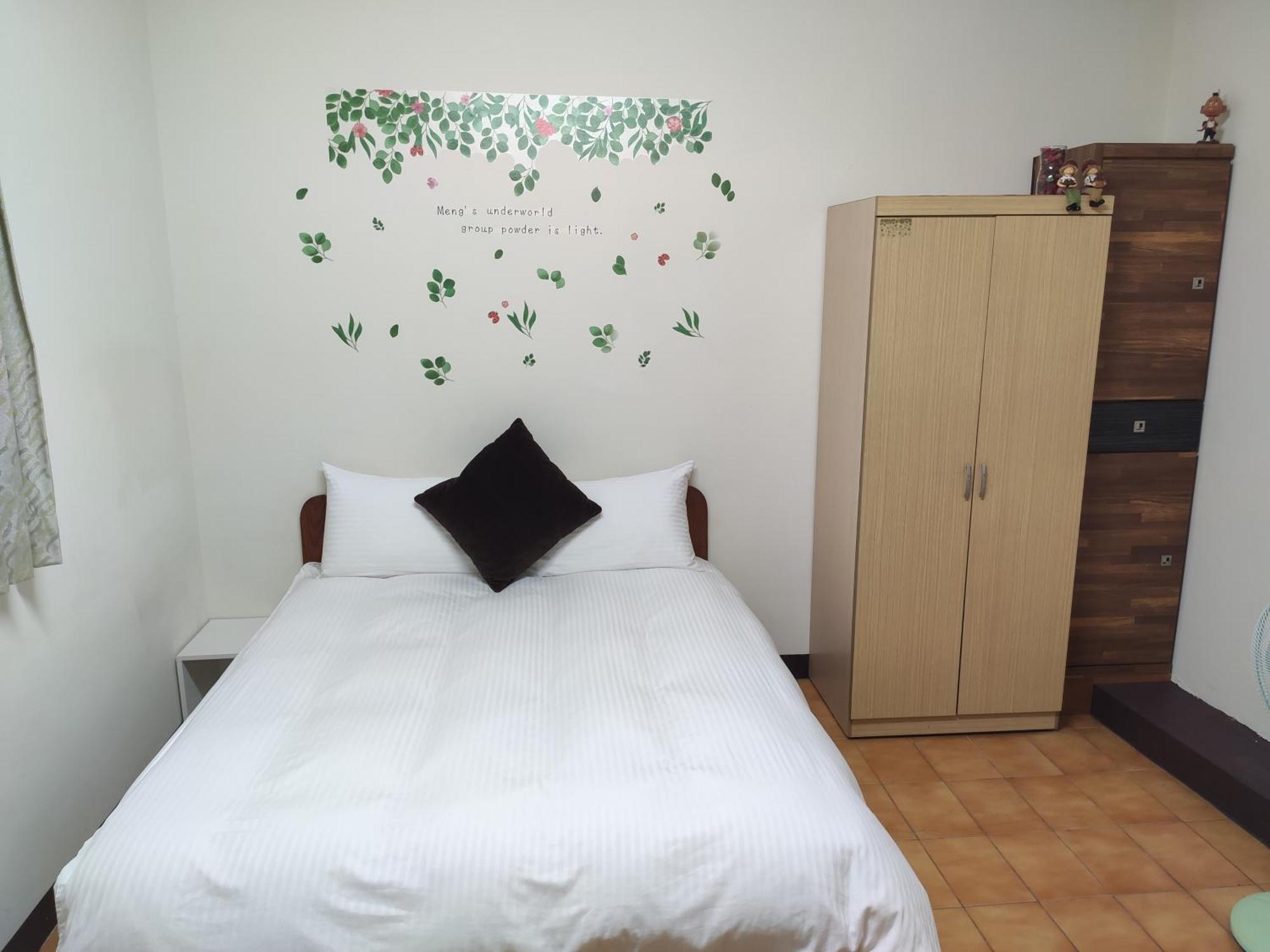 Papa Bear'S Guesthouse تايتشونغ الغرفة الصورة