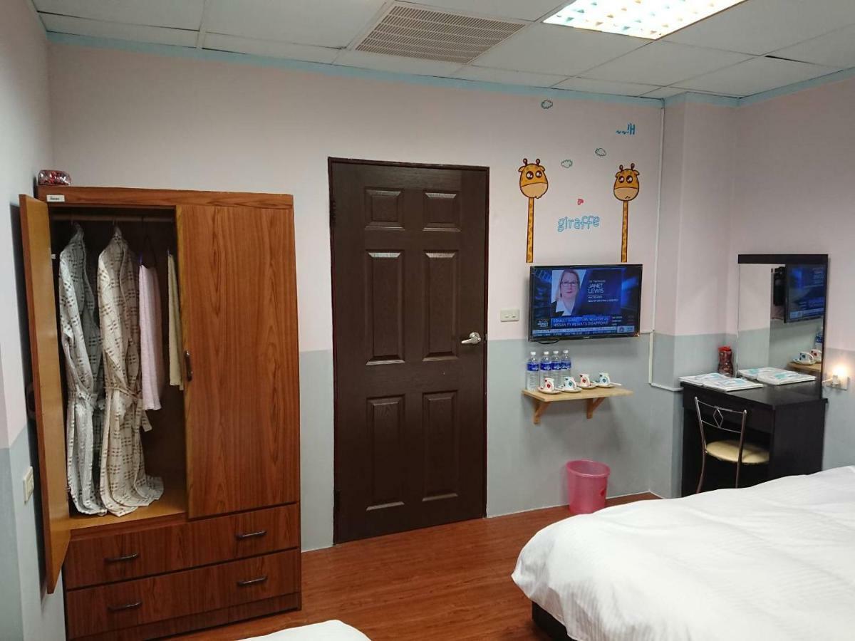 Papa Bear'S Guesthouse تايتشونغ المظهر الخارجي الصورة