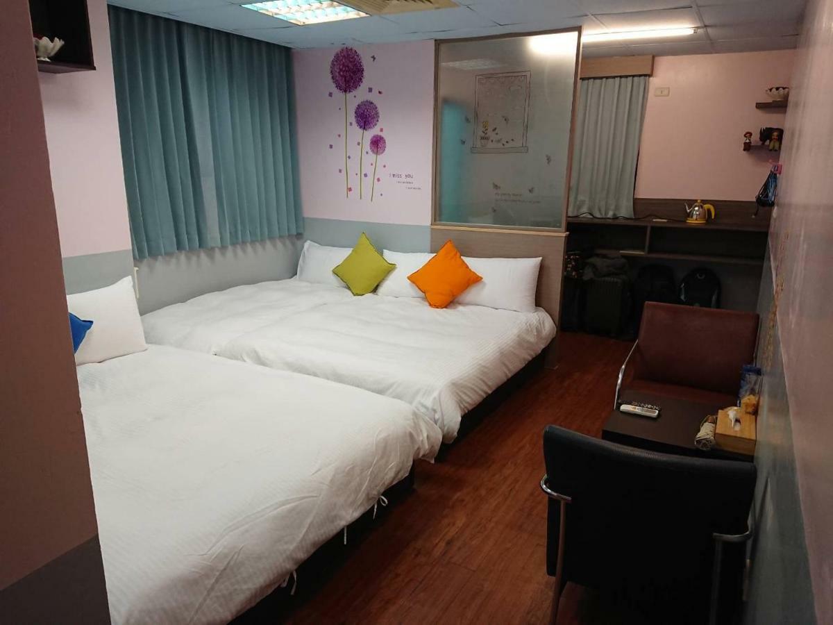 Papa Bear'S Guesthouse تايتشونغ المظهر الخارجي الصورة